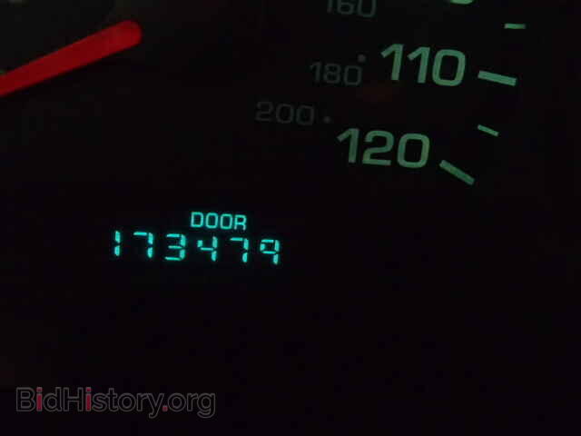 2000 DODGE NEON - VIN: 1B3ES46C2YD855412 - Фото 8