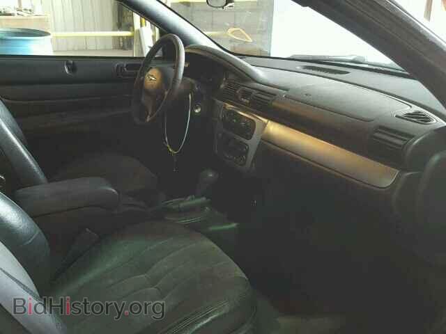 2005 CHRYSLER SEBRING - VIN: 1C3EL55R15N537637 - Фото 5