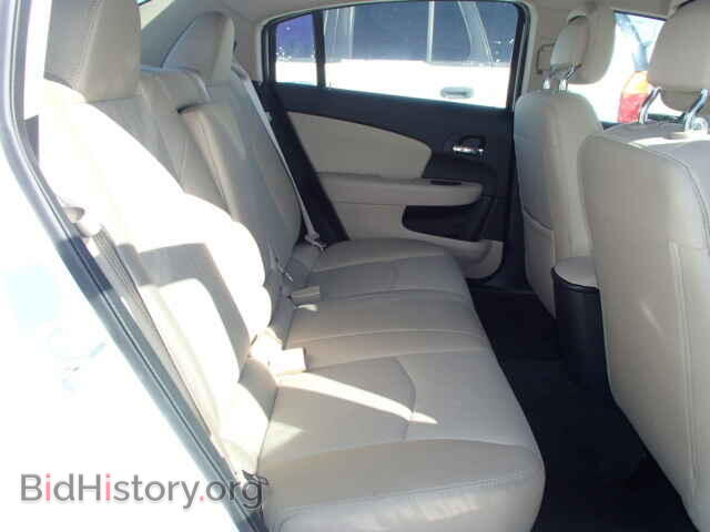 2012 CHRYSLER 200 - VIN: 1C3CCBBB2CN172962 - Фото 6