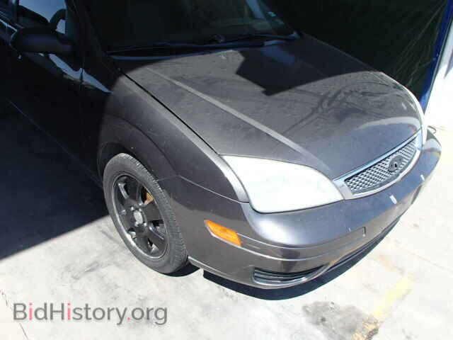 2005 FORD FOCUS - VIN: 1FAFP34N45W298589 - Фото 9