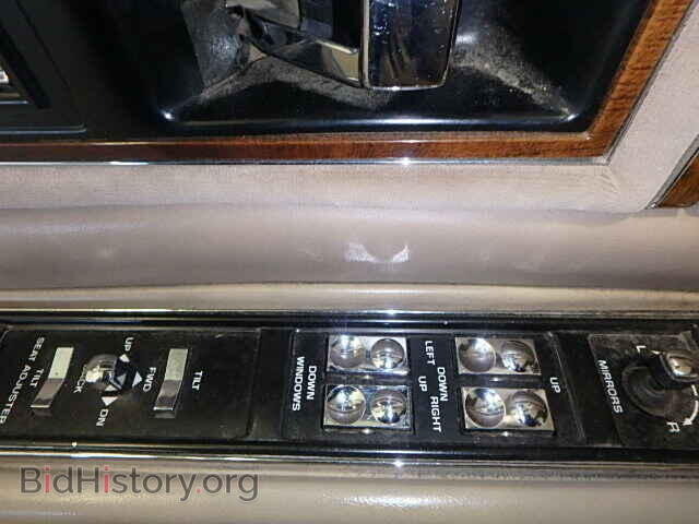 1990 CADILLAC DEVILLE - VIN: 1G6CD5337L4273621 - Photo 9
