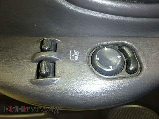 2000 DODGE NEON - VIN: 1B3ES46C9YD875379 - Фото 9