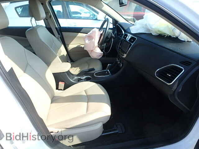 2011 CHRYSLER 200 - VIN: 1C3BC2FG8BN583041 - Фото 5