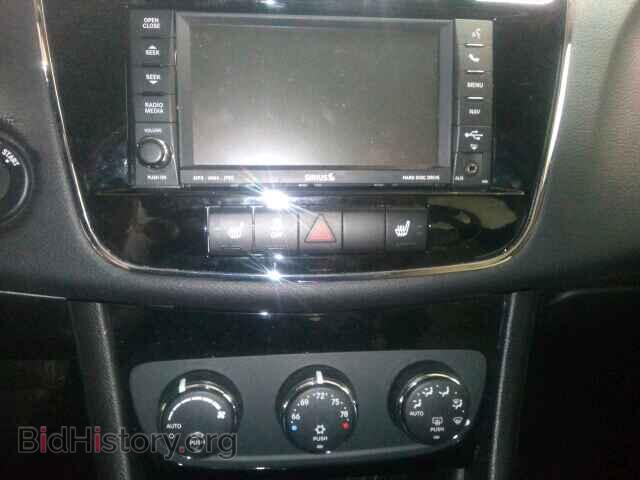 2011 CHRYSLER 200 - VIN: 1C3BC2FG8BN583041 - Фото 9