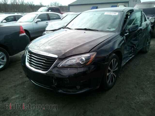 2013 CHRYSLER 200 - VIN: 1C3CCBBG1DN711357 - Фото 2