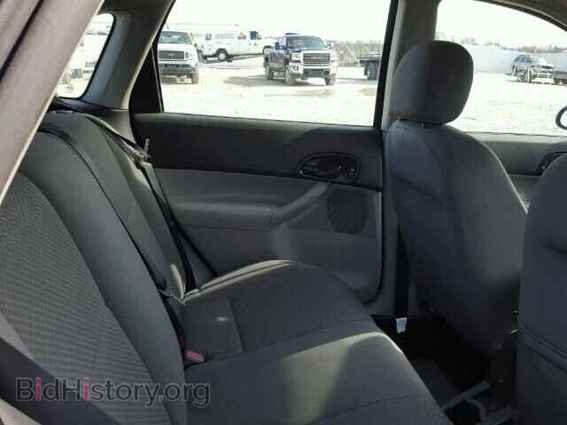 2005 FORD FOCUS - VIN: 3FAFP37NX5R123729 - Фото 6