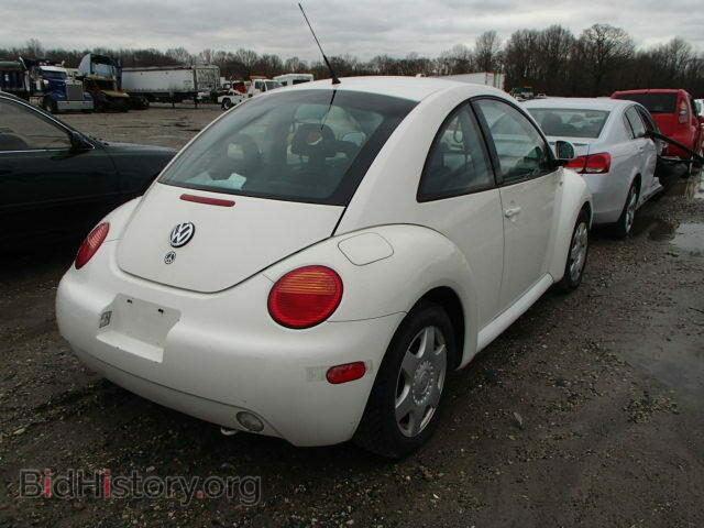 2000 VOLKSWAGEN BEETLE - VIN: 3VWBC21C8YM412242 - Фото 4