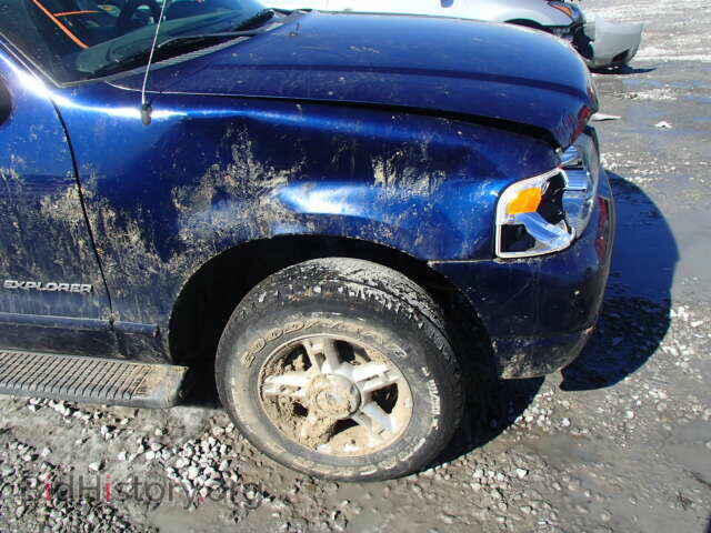 2005 FORD EXPLORER - VIN: 1FMZU73E85UB85857 - Photo 10