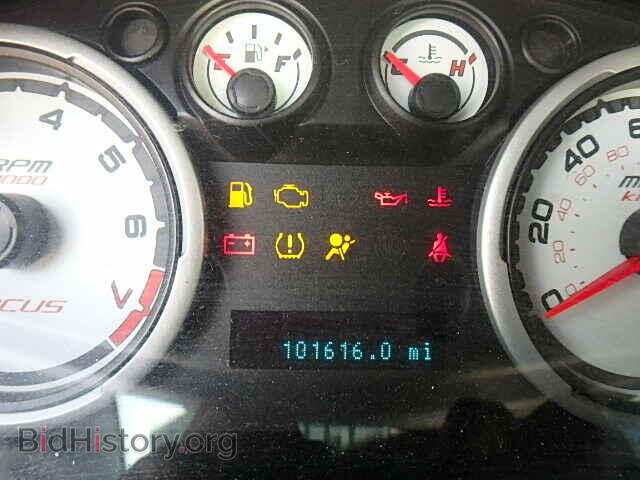 2008 FORD FOCUS - VIN: 1FAHP35N38W202088 - Фото 8