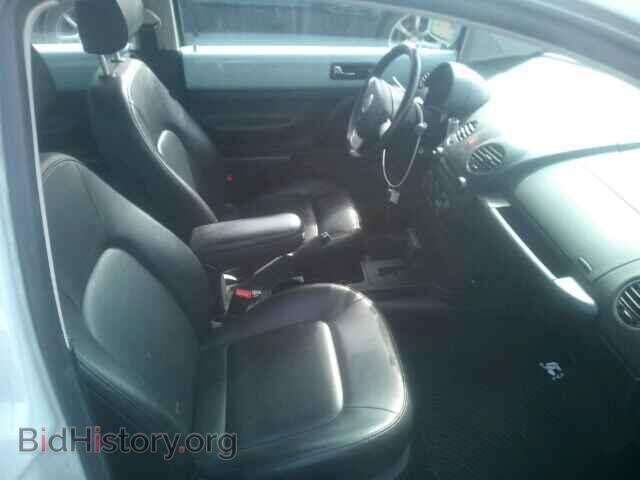 2010 VOLKSWAGEN BEETLE - VIN: 3VWPG3AG0AM036161 - Фото 5