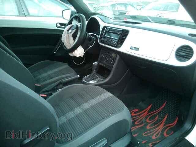 2012 VOLKSWAGEN BEETLE - VIN: 3VWVA7AT6CM604073 - Фото 5