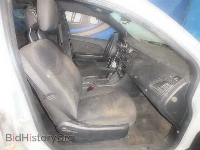 2012 CHRYSLER 200 - VIN: 1C3CCBAB5CN320040 - Фото 5