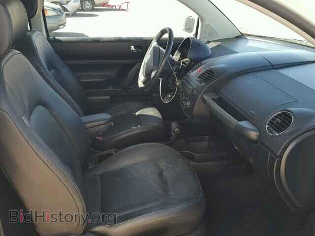 2010 VOLKSWAGEN BEETLE - VIN: 3VWPW3AGXAM026997 - Фото 5