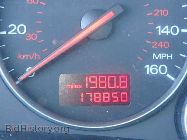 2002 AUDI A4 - VIN: WAULT68E12A174760 - Photo 8