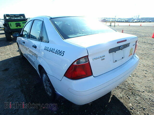 2005 FORD FOCUS - VIN: 1FAFP34N85W105344 - Фото 3