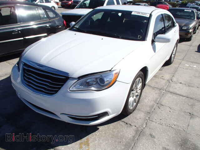 2013 CHRYSLER 200 - VIN: 1C3CCBAG4DN722189 - Фото 2