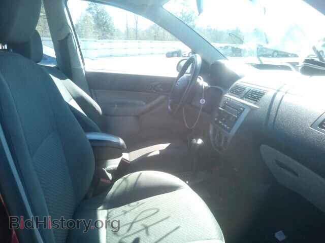 2005 FORD FOCUS - VIN: 3FAFP37N25R159155 - Фото 5