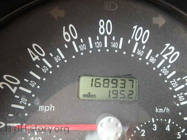 2000 VOLKSWAGEN BEETLE - VIN: 3VWDD21CXYM438105 - Фото 8