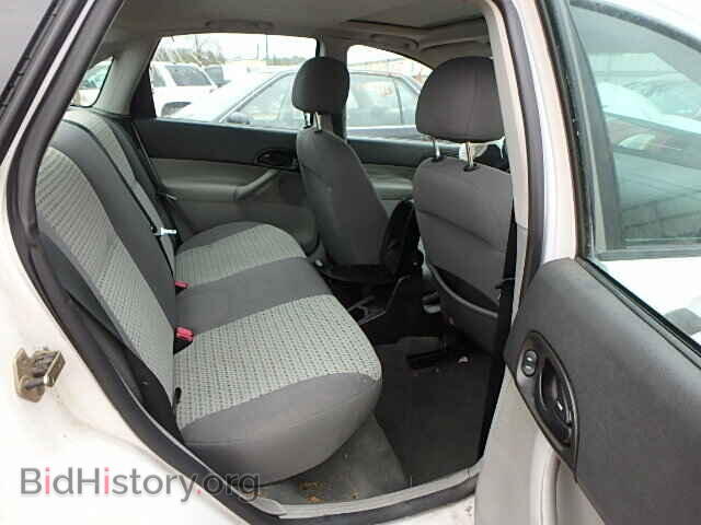 2007 FORD FOCUS - VIN: 1FAFP34N17W300706 - Фото 6