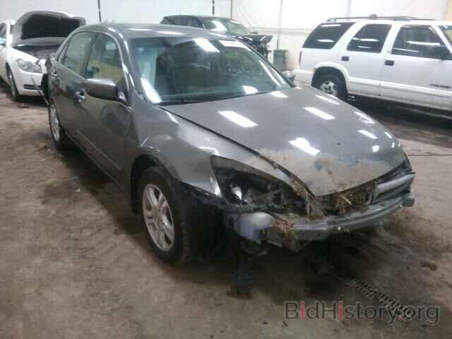 Photo 1HGCM56856A102636 - HONDA ACCORD 2006