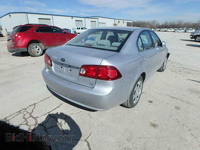 2006 KIA OPTIMA - VIN: KNAGE123765067880 - Фото 4