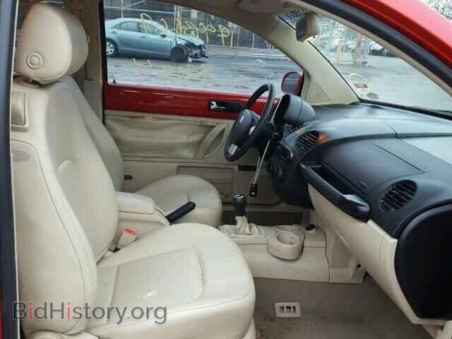 2005 VOLKSWAGEN BEETLE - VIN: 3VWCD31C85M410185 - Фото 5