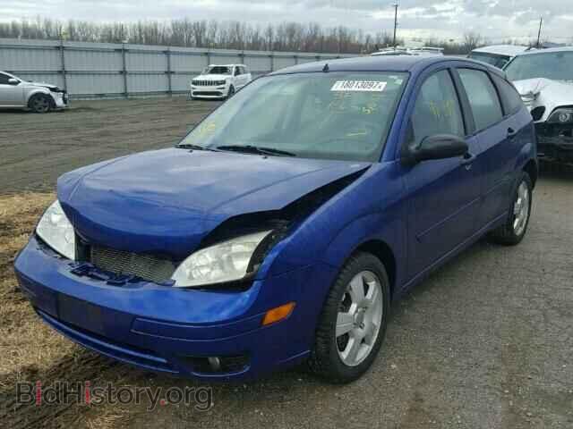 2005 FORD FOCUS - VIN: 3FAFP37N75R153447 - Фото 2