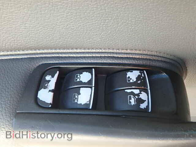 2004 SAAB 9 3 - VIN: YS3FB49S941044944 - Фото 9
