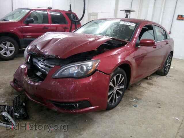 2013 CHRYSLER 200 - VIN: 1C3CCBBG2DN706832 - Фото 2