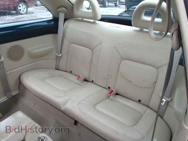 2002 VOLKSWAGEN BEETLE - VIN: 3VWCB21C32M429724 - Фото 6