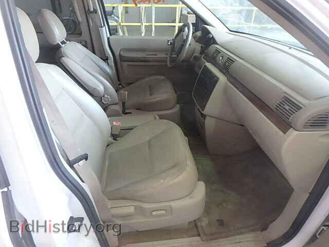 2004 FORD FREESTAR - VIN: 2FMDA58214BB23307 - Фото 5