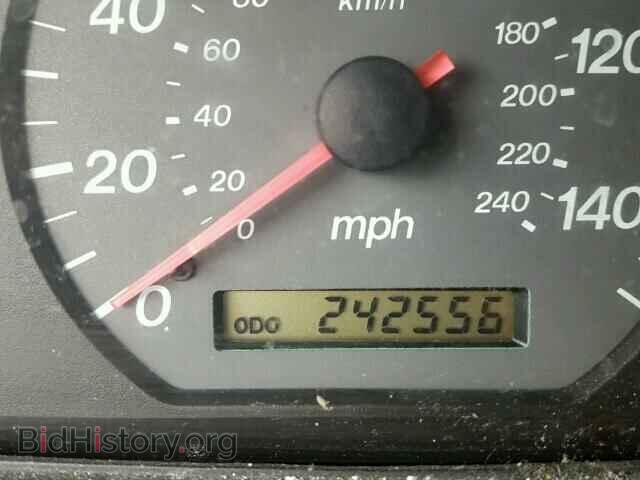 2000 MAZDA 626 - VIN: 1YVGF22C4Y5111188 - Фото 8