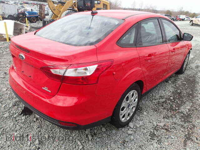 2012 FORD FOCUS - VIN: 1FAHP3F20CL443928 - Photo 4