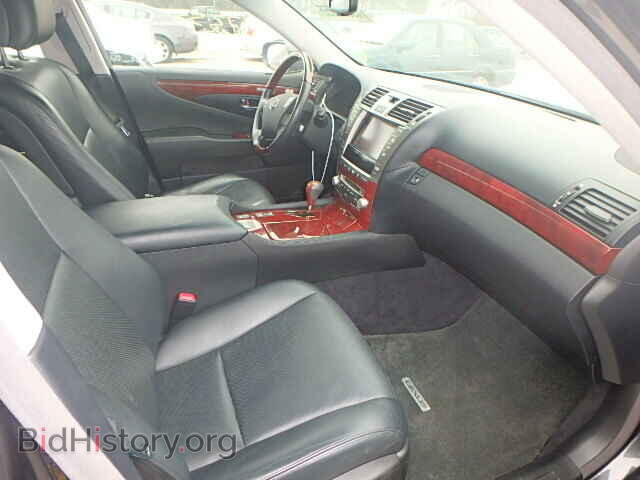 2011 LEXUS LS460 - VIN: JTHBL5EF8B5106565 - Photo 5