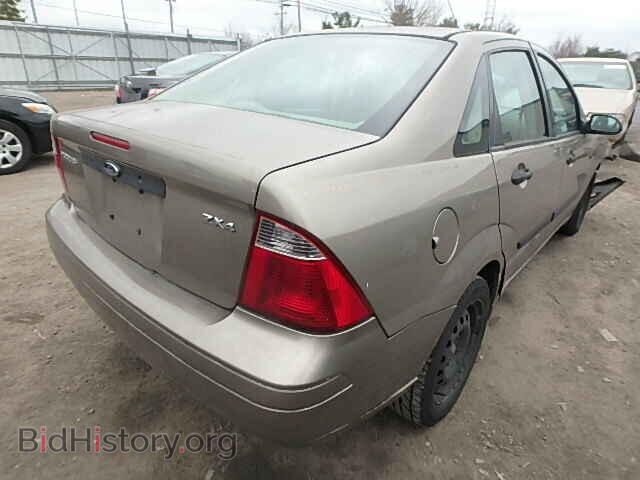 2005 FORD FOCUS - VIN: 1FAFP34N55W104961 - Фото 4