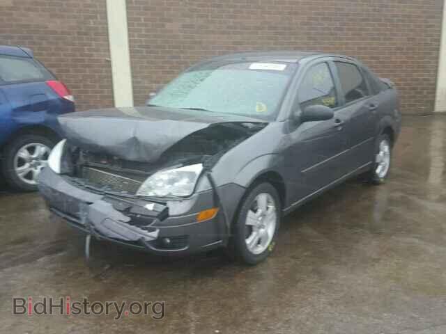 2007 FORD FOCUS - VIN: 1FAHP34N37W357000 - Фото 2