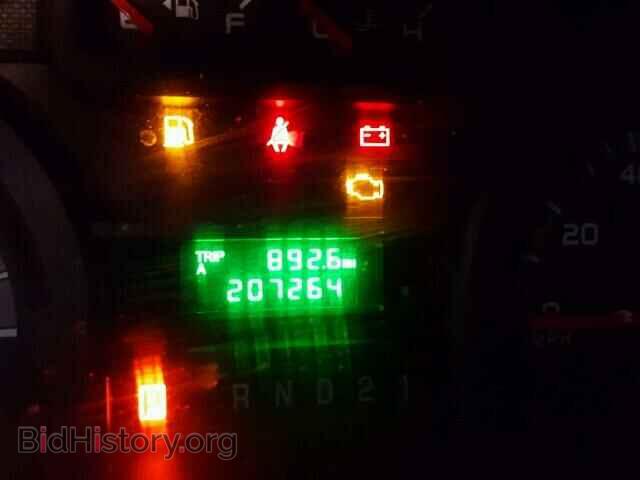 2010 Ford ECONOLINE (VIN 1FTNE2EWXADA28835) — photo 8 of 10
