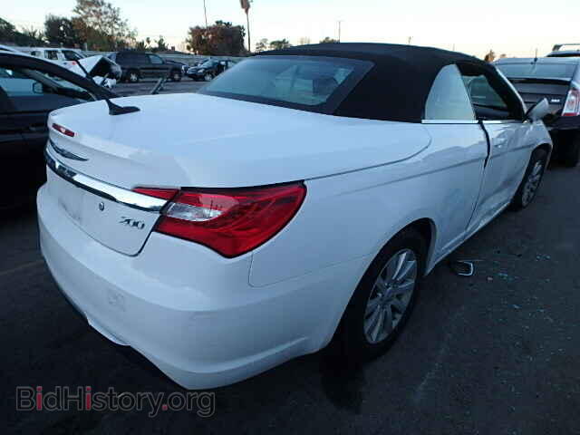 2011 CHRYSLER 200 - VIN: 1C3BC2EB3BN605792 - Фото 4