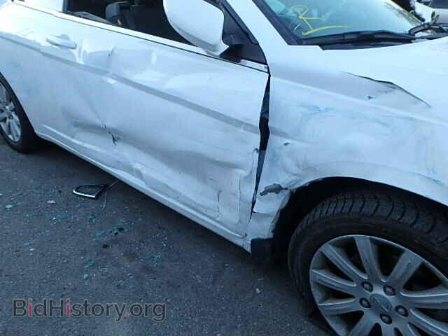 2011 CHRYSLER 200 - VIN: 1C3BC2EB3BN605792 - Фото 9