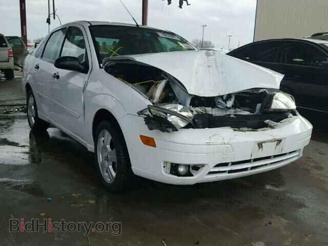 Photo 1FAHP34N47W226576 - FORD FOCUS 2007
