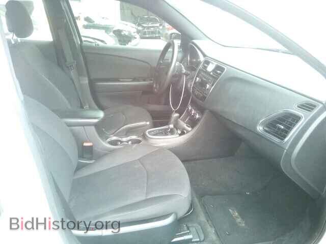 2012 CHRYSLER 200 - VIN: 1C3CCBAB1CN248401 - Фото 5