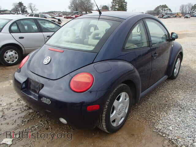 2000 VOLKSWAGEN BEETLE - VIN: 3VWDD21C7YM470462 - Фото 4