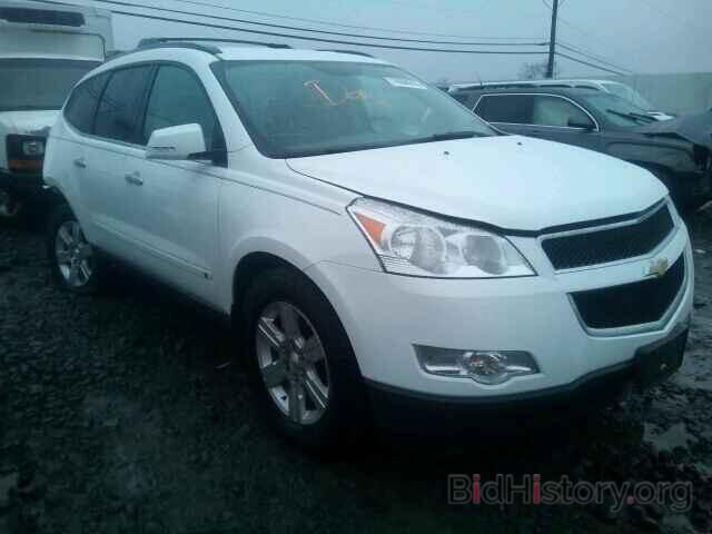 Photo 1GNLVFED5AS150048 - CHEVROLET TRAVERSE 2010
