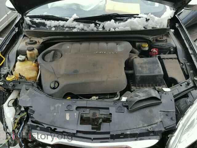 2011 CHRYSLER 200 - VIN: 1C3BC2FG8BN596534 - Photo 7