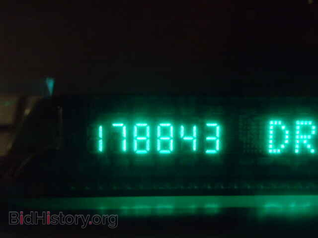 1997 CADILLAC DEVILLE - VIN: 1G6KF5490VU294502 - Фото 8