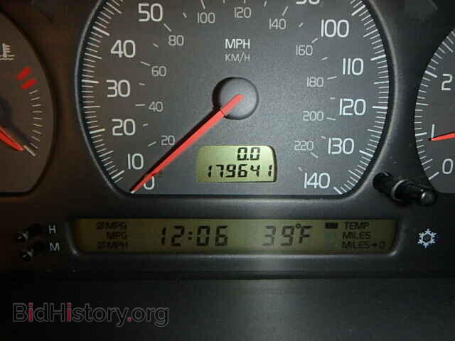 2000 VOLVO S70 - VIN: YV1LS61J6Y2625871 - Фото 8