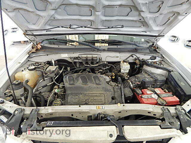 2005 MAZDA TRIBUTE - VIN: 4F2YZ04115KM30739 - Фото 7
