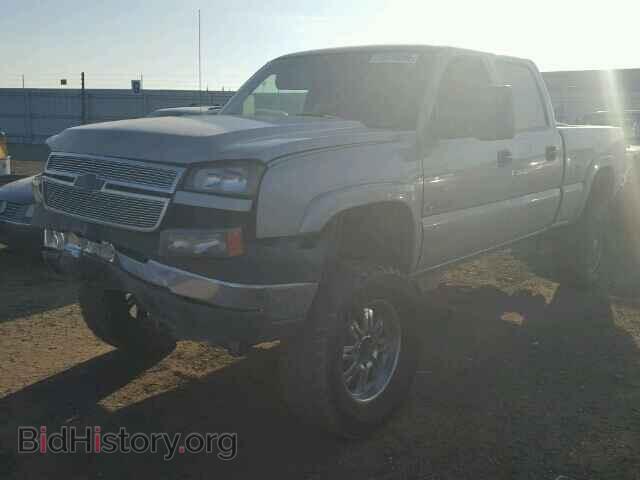 2005 CHEVROLET SILVERADO - VIN: 1GCHC23U05F806008 - Фото 2