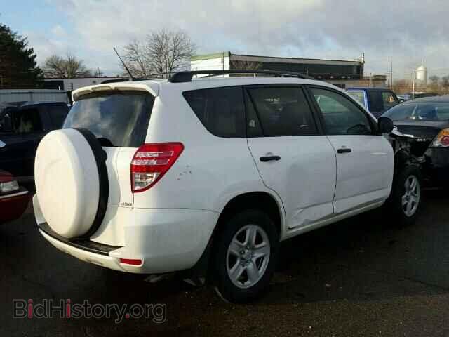 2011 TOYOTA RAV4 - VIN: 2T3BF4DV5BW105555 - Фото 4
