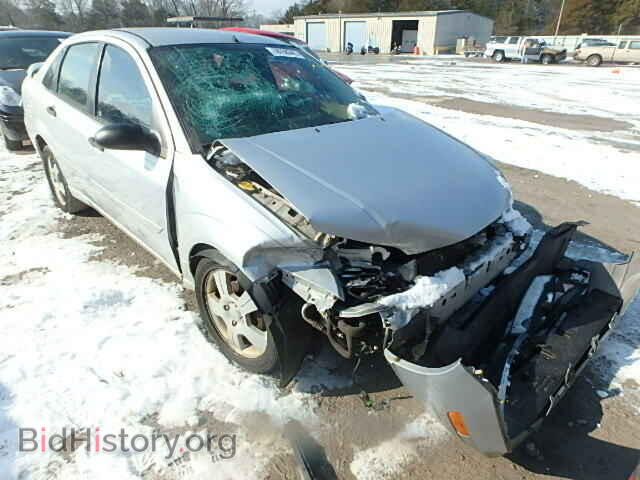 Фотография 1FAHP34NX6W215872 - FORD FOCUS 2006